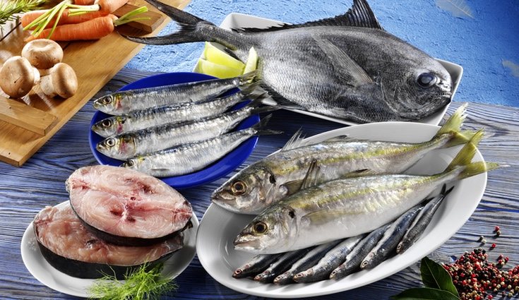 Una de las características del pescado azul es que tiene muchas grasas buenas