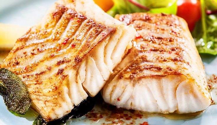 La merluza es buena por contener vitamina B, zinc, hierro y ser poco calórica