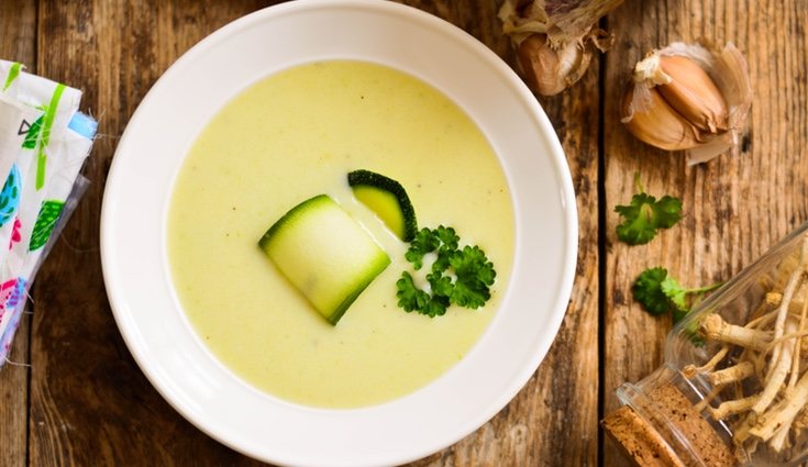 La crema de calabacín tiene muchos nutrientes en un solo plato