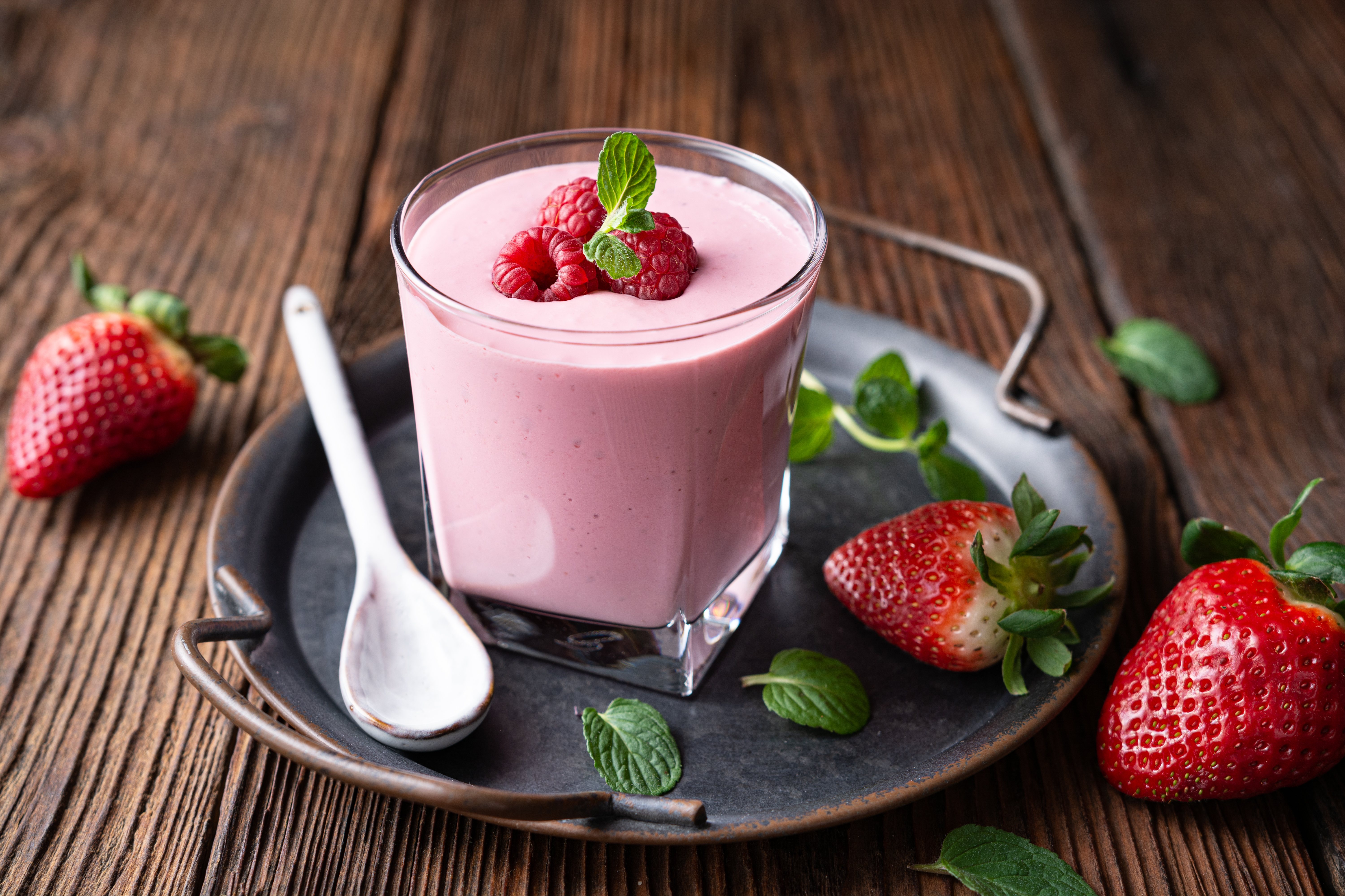 Los batidos de fresa tienen gran cantidad de vitamina B
