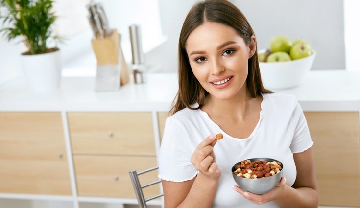 Los frutos secos son ideales para desayunar porque aportan mucha energía para afrontar el día