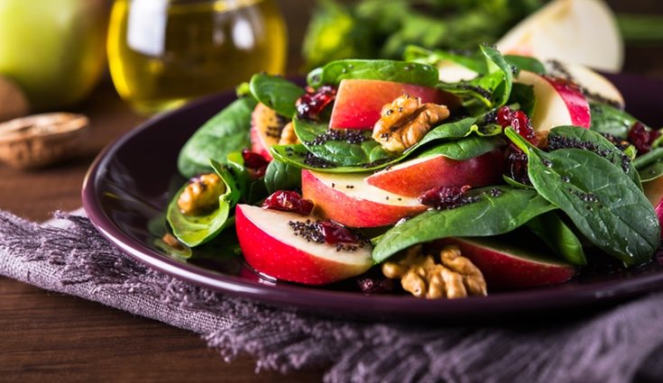 Se introducir la nuez como complemento en nuestras comidas diarias