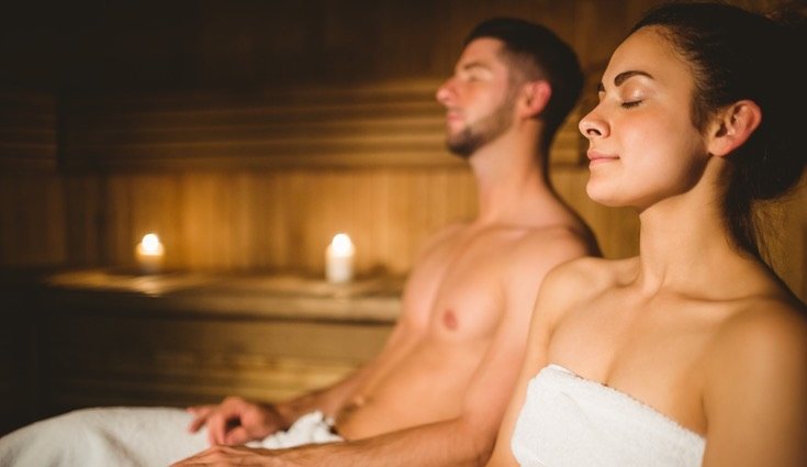 La relajación es uno de los grandes beneficios de la sauna
