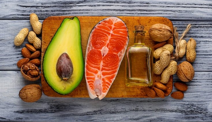 Los frutos rojo y las legúmbres son otros de los alimentos para dar más energía a nuestro cuerpo