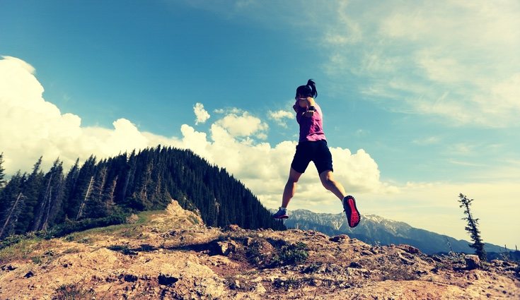 Calentar es necesario porque al hacer mayor esfuerzo podemos sobrecargar más los músculos