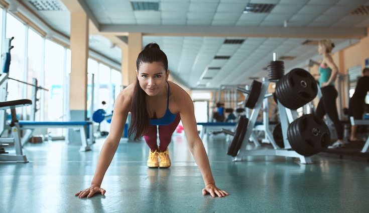 Los ejercicios de plancha tonifican la mayor parte del cuerpo