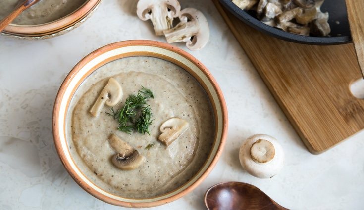 Hay que tener en cuenta que no es lo mismo los champiñones naturales que los enlatados