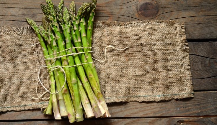 Los esparragos tienen son ricos en antioxidantes