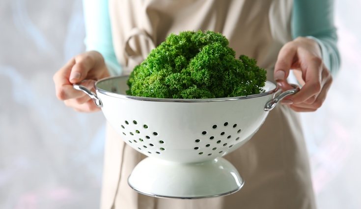 El kale es un alimento nutritivo que puede ser servida de diferentes maneras