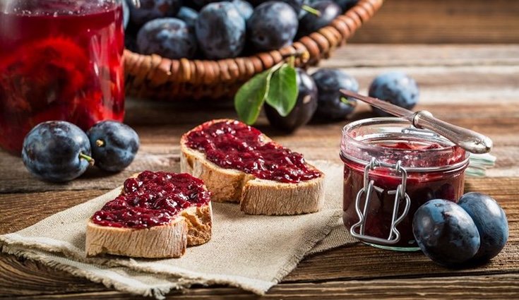  La ciruela es un fruto muy utilizado en la elaboración de dulces y mermeladas 