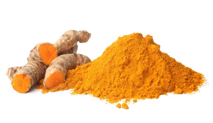 Consumir cúrcuma en exceso puede provocar diarrea y vómitos