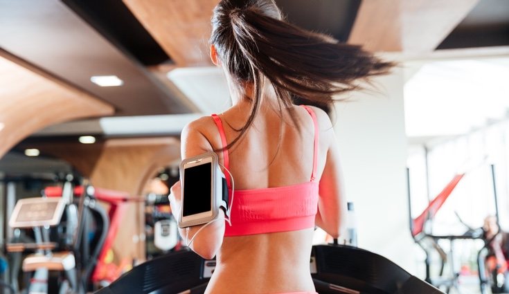 Si hacemos repeticiones cortas con varias series perderemos más peso