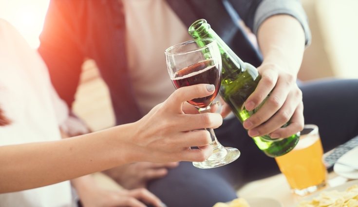 Existen dos tipos de personas: las que prefieren el vino o las que prefieren la cerveza