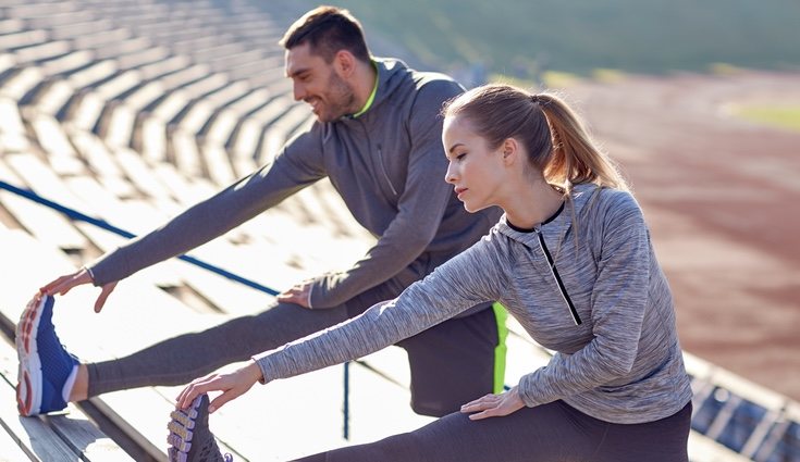 Es clave calentar e hidratarse bien antes de entrenar