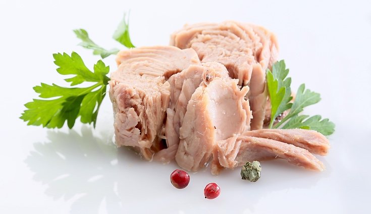 Triturar los ingredientes con la batidora para que queden muy cremoso e integrados