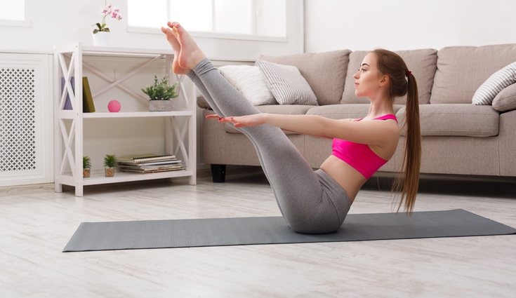 Hacer ejercicio en casa supone escoger los ejercicios que mejor se adaptan a ti