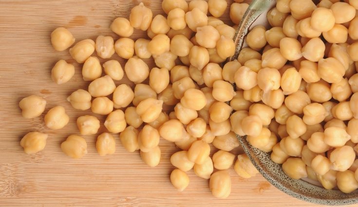 Los garbanzos aportan casi el mismo calcio que la leche