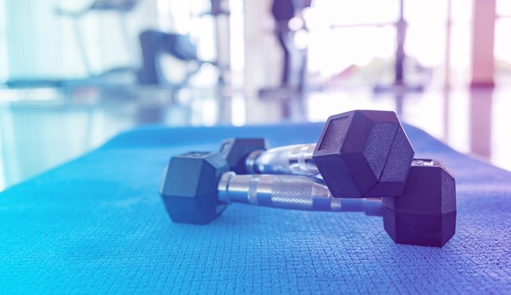 Para aumentar la intensidad se pueden utilizar mancuernas