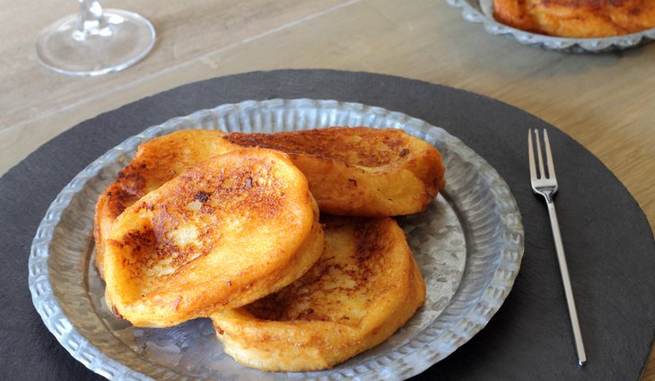 Las torrijas son un dulce típico de la Semana Santa
