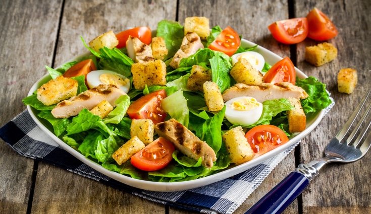 El pollo puede incluirse en multitud de recetas
