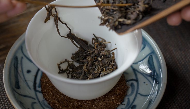 Para un sabor más intenso se debe dejar reposar el té lo máximo posible