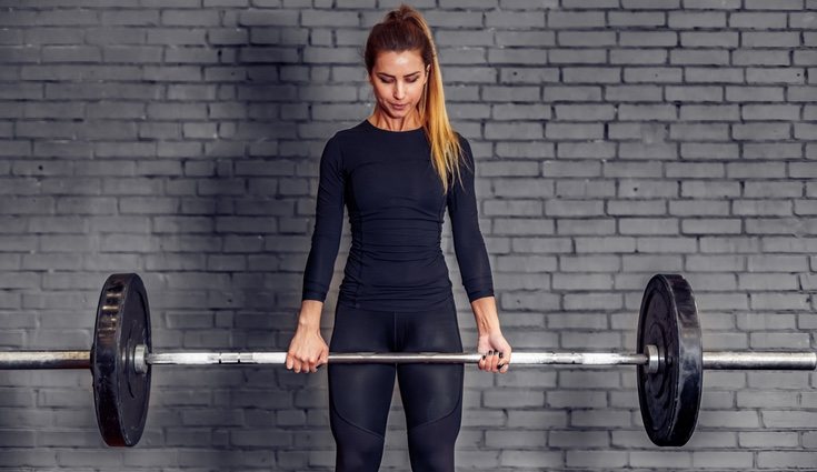 Tonificar la espalda es un proceso lento y prolongado pero con un poco de esfuerzo notarás unos magníficos resultados