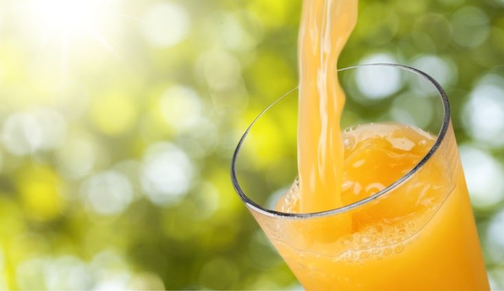 Se recomienda consumir zumos naturales ya que contienen menos azúcares