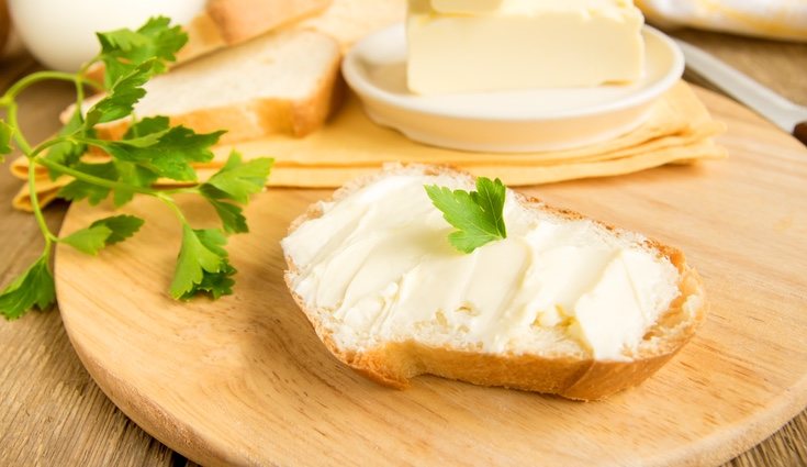 Es preferible usar aceite antes que mantequilla para cocinar