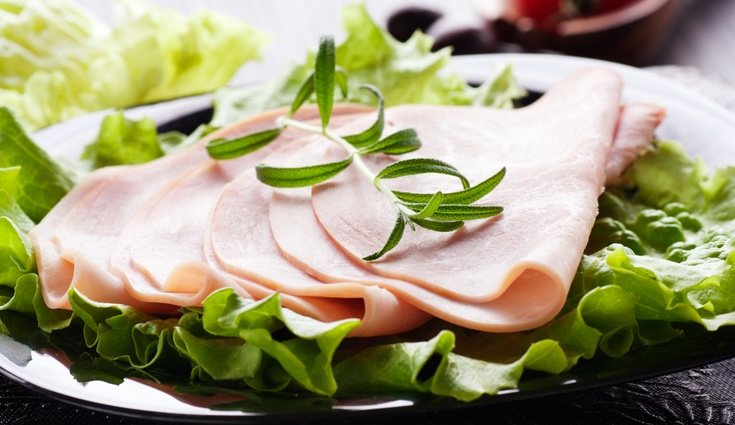 La pechuga de pavo contiene muy poca grasa