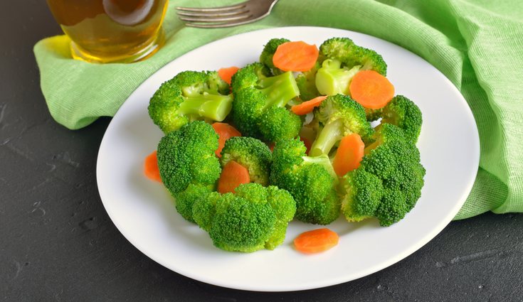 El brócoli y la zanahoria tienen una gran cantidad de agua