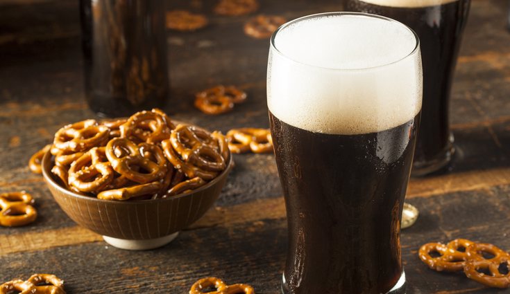 La cerveza negra no tiene muchas calorías