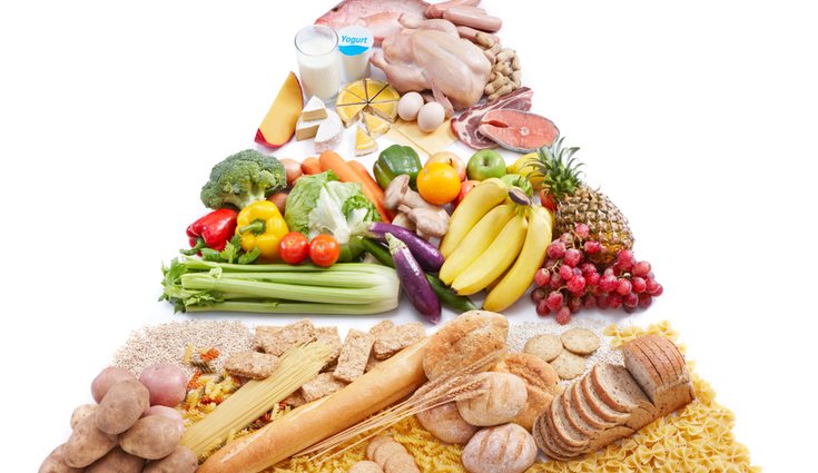 Es muy importante adaptar la pirámide alimenticia al ritmo de vida habitual