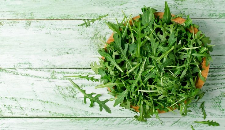 No es aconsejable remojar mucho tiempo la lechuga