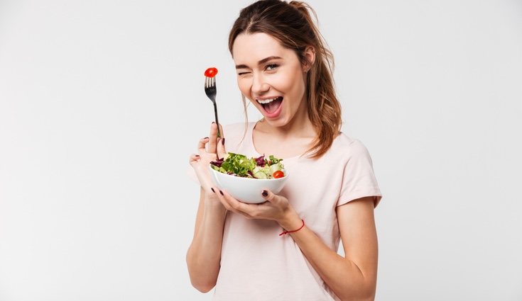 Las ensaladas son una opción de lo más saludable y se pueden adaptar a culquier época del año