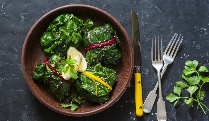 Se puede hacer numerosos platos ricos con acelgas