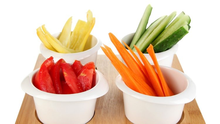 Hay verduras que tienen muchas más vitaminas crudas que cocinadas