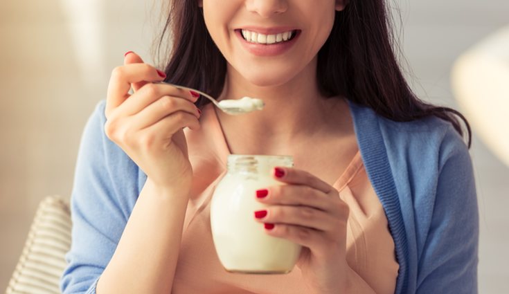 Los yogures mejoran la flora intestinal