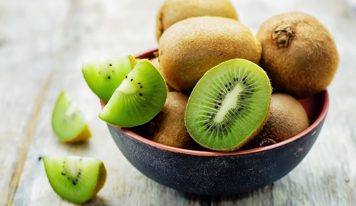 Ayuda a mantener una buena hidratación del cuerpo y es antioxidante