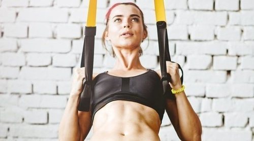 Cómo hacer abdominales TRX de forma correcta